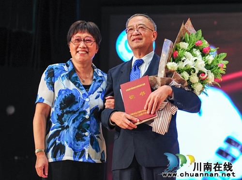 泸州两医生获2016中国优秀基层神经外科医师奖(图10) 泸州两医生获2016中国优秀基层神经外科医师奖(图10)