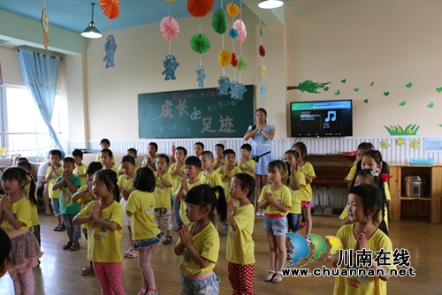 泸县毗卢镇幼儿园开展多彩期末教学汇报演出(图2)