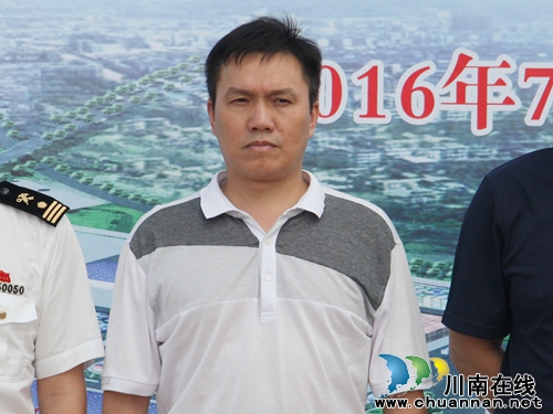 泸州港首批进口美国木材今日顺利抵港(图4) 泸州港首批进口美国木材今日顺利抵港(图4)