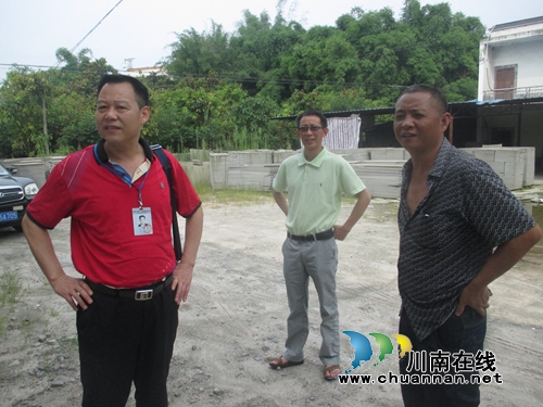 泸县安监局到云龙镇开展安全检查工作(图1) 泸县安监局到云龙镇开展安全检查工作(图1)