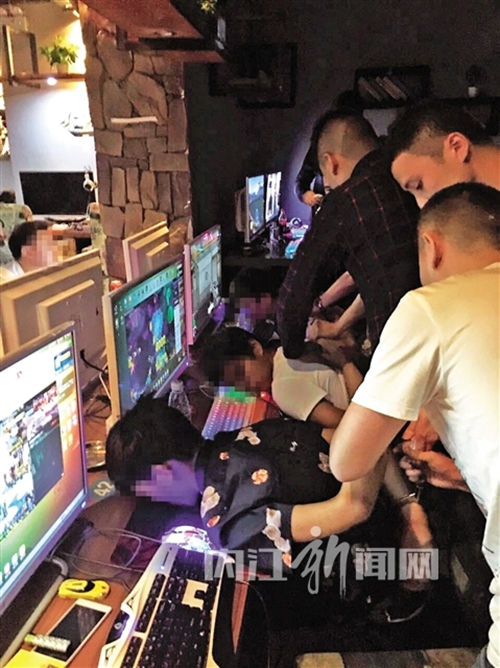 内江威远:女子陪酒未归遭绑架 绑匪勒索2万元(图1) 内江威远:女子陪酒未归遭绑架 绑匪勒索2万元(图1)