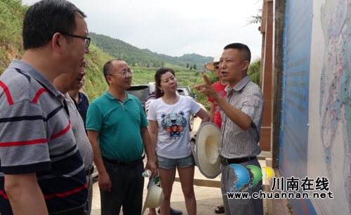 马边县代表团来古蔺县考察工矿废弃地复垦工作(图4)