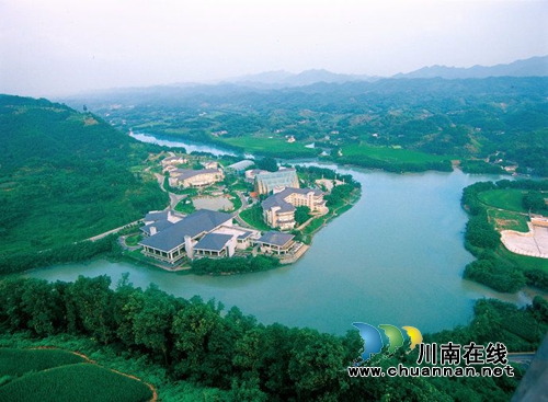 蜀南竹海遍撒“优惠券” 古蔺叙永游客五折游(图3) 蜀南竹海遍撒“优惠券” 古蔺叙永游客五折游(图3)