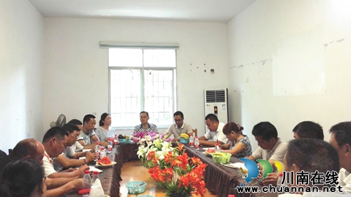 泸县农林局到玉蟾街道检查指导森林防火工作(图1) 泸县农林局到玉蟾街道检查指导森林防火工作(图1)