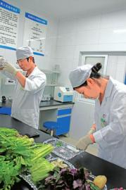 关注“舌尖安全”&nbsp;泸州创建国家食品安全城市(图1)