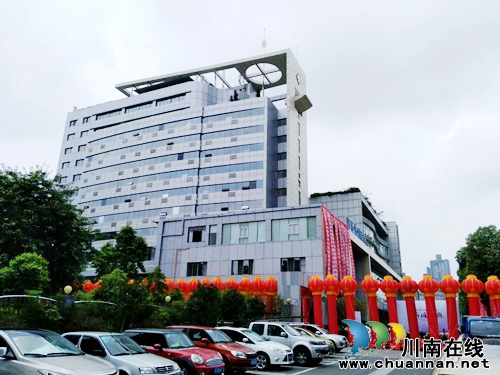 泸州本地人 投巨资新开了一家“高大上”医院(图1) 泸州本地人 投巨资新开了一家“高大上”医院(图1)
