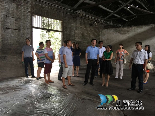 环保部专家调研泸州市江阳区酒业发展(图1)