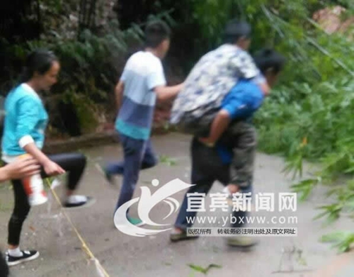 宜宾屏山暴雨引发洪涝灾害&nbsp;群众撤离及时无伤亡(图1)