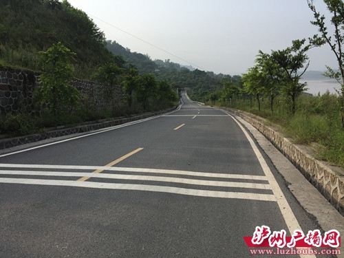 “四川十大最美乡村公路”泸州泰兆路改造完工(图1) “四川十大最美乡村公路”泸州泰兆路改造完工(图1)