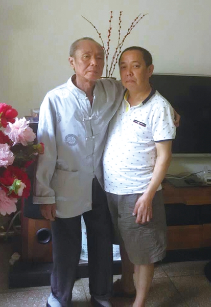 诗人蓝启发:度尽沧桑不改红(图3) 诗人蓝启发:度尽沧桑不改红(图3)