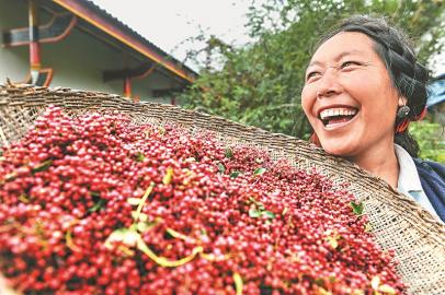 5名扎根在基层的亲历者&nbsp;讲述自己的扶贫故事(图1)