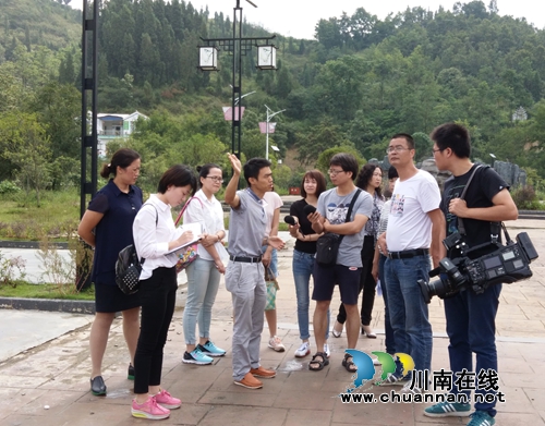 宁波帮扶团到兴仁县城北参观考察生态经济区(图1)