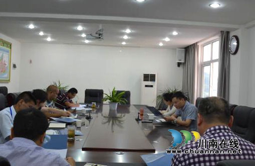 大山坪街道党工委中心组开展保密知识学习会(图1)