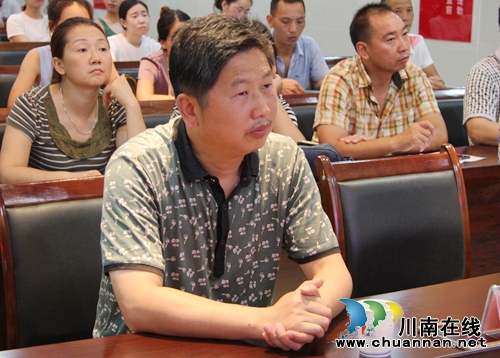 泸州:“培训沙龙”给财务税收人“添金”(图3) 泸州:“培训沙龙”给财务税收人“添金”(图3)