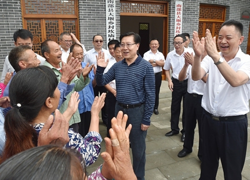 王东明赴南充市仪陇县南部县督导脱贫攻坚工作(图4)