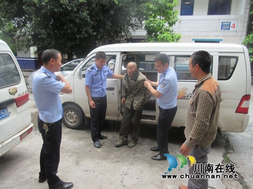 合江老人太伏迷路&nbsp;泸县警方联系家人接回(图1)