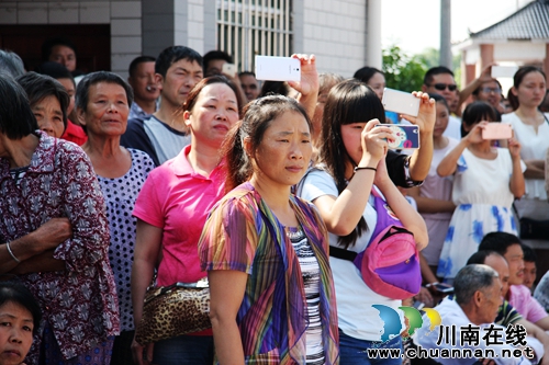第五届“绿海潮河 龙眼飘香”桂圆节隆重开幕(图19) 第五届“绿海潮河 龙眼飘香”桂圆节隆重开幕(图19)