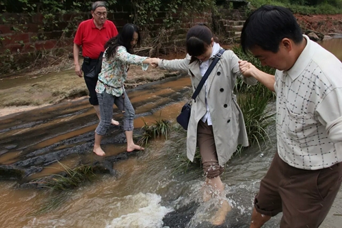 天意：“早春二月”与“二月茶”石刻(图8)