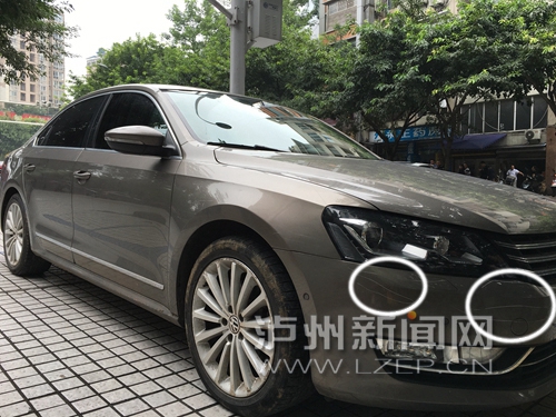 泸州一收费员泄私愤划伤车辆&nbsp;为3元反赔2600元(图1)