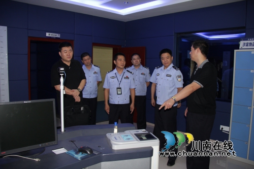 公安部督察泸县公安局执法规范化建设工作(图3)