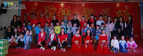 第32个教师节:一杯红潭美酒 滴滴敬师真情(图2) 第32个教师节:一杯红潭美酒 滴滴敬师真情(图2)