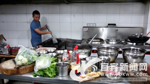 宜宾整改3200家小餐饮店&nbsp;实现集体提档升级(图4)