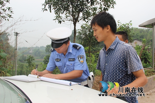 纳溪区棉花坡镇开展中秋节前道路交通安全检查(图1)