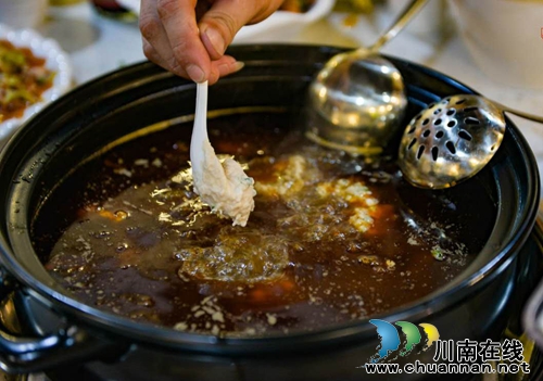 泸州亲哇王子美食城今日正式开业(图4) 泸州亲哇王子美食城今日正式开业(图4)