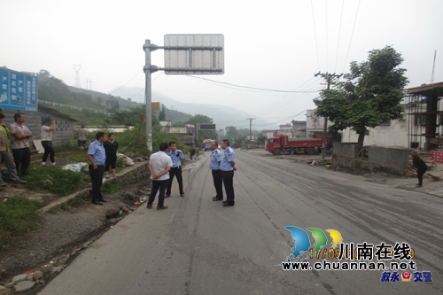 汽车撞飞8岁小孩逃逸&nbsp;叙永交警18小时“缉凶”(图2)