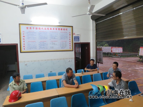 叙永大石乡领导带队督导推进脱贫攻坚工作(图2)