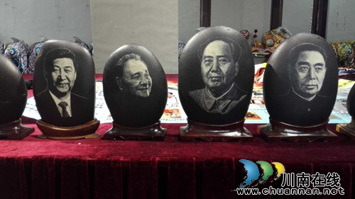 “典藏酒城•品味泸州”民间艺术品展今日开展(图9) “典藏酒城•品味泸州”民间艺术品展今日开展(图9)