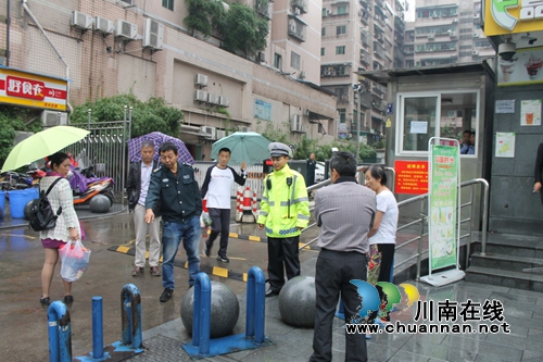 心系群众&nbsp;交警一大队实地调研保障残疾人便利出行(图2)