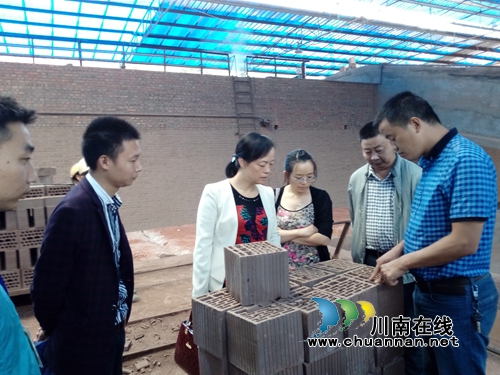 泸县科知局到石桥镇开展调研(图1) 泸县科知局到石桥镇开展调研(图1)