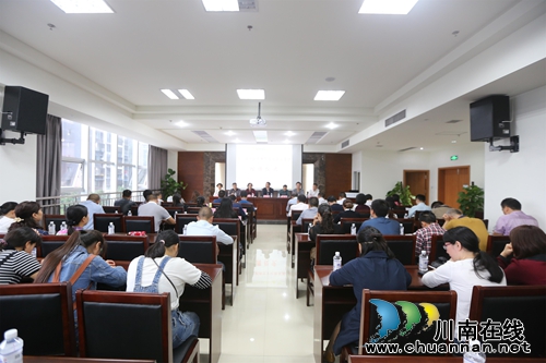 西南医大中医院获批省中医药养生文化普及基地(图3) 西南医大中医院获批省中医药养生文化普及基地(图3)