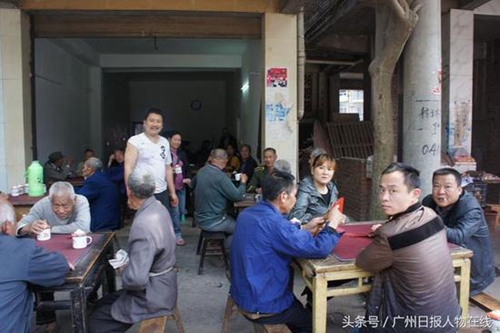 自贡夫妻毒杀弟弟4个儿子 只因自家生女儿(图4) 自贡夫妻毒杀弟弟4个儿子 只因自家生女儿(图4)