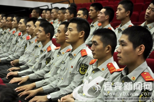 古籍专家做客宜宾 讲述敦煌遗书中的国宝故事(图2) 古籍专家做客宜宾 讲述敦煌遗书中的国宝故事(图2)