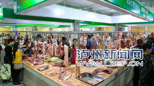 泸州城西首个农贸市场投用 三层停车场免费停车(图1) 泸州城西首个农贸市场投用 三层停车场免费停车(图1)