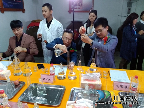 中酒协秘书长：年份潭酒值得“永久珍藏”(图14)