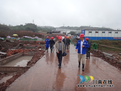 泸州长开区安办组织开展国庆节后检查(图1) 泸州长开区安办组织开展国庆节后检查(图1)