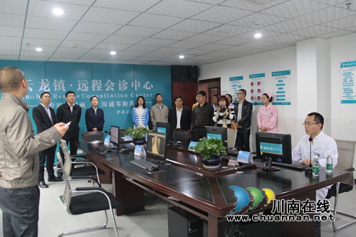 肖刚到泸县云龙镇督导全民预防保健工作(图1)