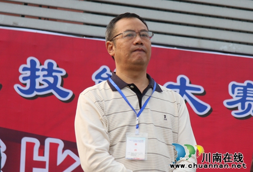 泸县2016年装饰镶嵌工技能大赛在泸县建校举行(图5) 泸县2016年装饰镶嵌工技能大赛在泸县建校举行(图5)