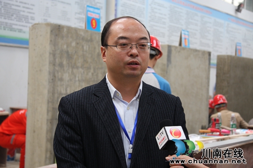 泸县2016年装饰镶嵌工技能大赛在泸县建校举行(图7) 泸县2016年装饰镶嵌工技能大赛在泸县建校举行(图7)