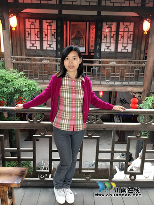 合江尧坝古镇新招聘8名讲解员 美女多多!(图6) 合江尧坝古镇新招聘8名讲解员 美女多多!(图6)