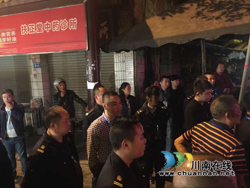 红星街道：集中治理农贸市场环境秩序(图1)