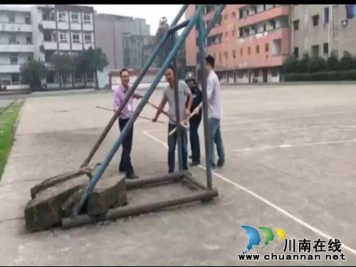 合江白米镇中学：提高校园“反恐防暴”意识(图2)