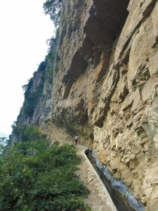 泸州叙永私营水电站截断山村“生命泉”(图2)