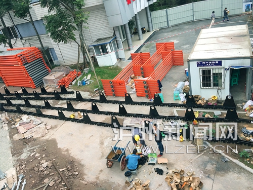 泸州立体机械式停车场将投用 车辆坐“摩天轮”(图3) 泸州立体机械式停车场将投用 车辆坐“摩天轮”(图3)