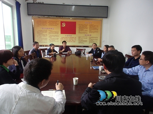 纳溪区卫计局组织开展医疗安全大检查(图1)