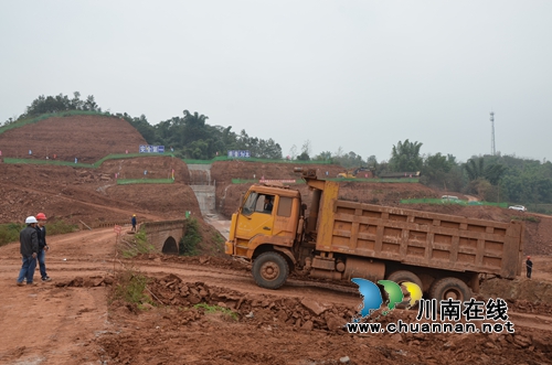 泸县太伏镇：有条不紊推进三星桥水库建设(图1)
