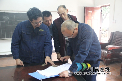 张文杰率队到泸县石桥镇督查煤矿安全工作(图1)